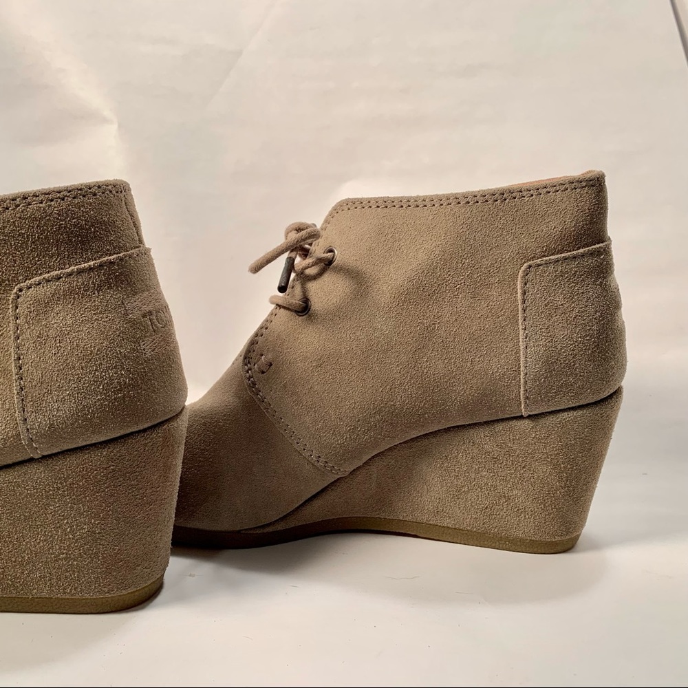 Tom’s Desert Suede Taupe Wedges Size 8 - Picture 2 of 9